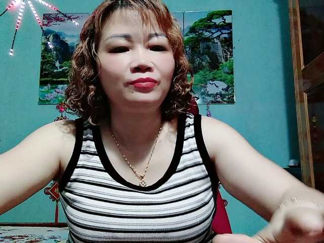 Linhanhsex2k live cam on BongaCams