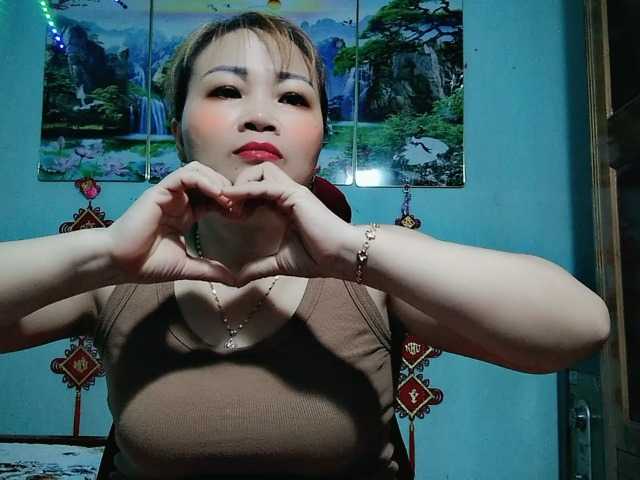Linhanhsex2k live cam on BongaCams