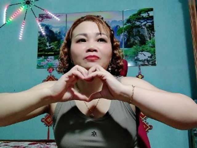 Linhanhsex2k live webcam show