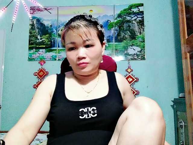 Linhanhsex2k live cam on BongaCams