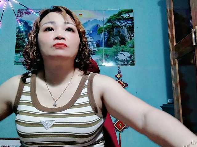 Linhanhsex2k live cam on BongaCams
