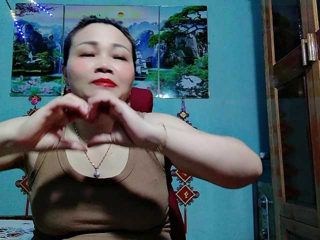 Linhanhsex2k live cam on UnifiedCams
