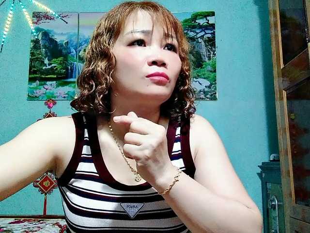 Linhanhsex2k live cam on BongaCams