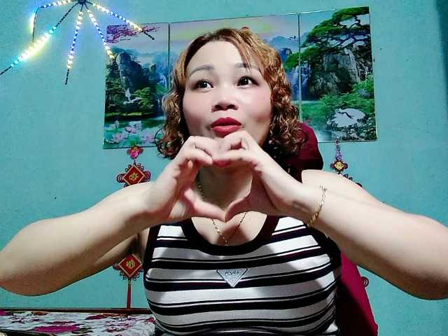 Linhanhsex2k live cam on BongaCams