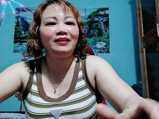 Linhanhsex2k live cam on BongaCams