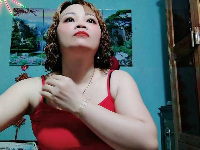 Linhanhsex2k live cam on BongaCams