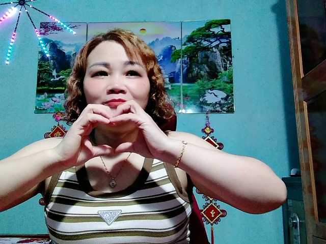 Linhanhsex2k live cam on BongaCams