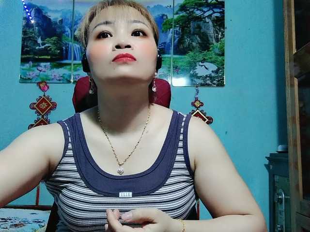 Linhanhsex2k live cam on BongaCams