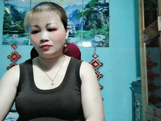 Linhanhsex2k live cam on BongaCams