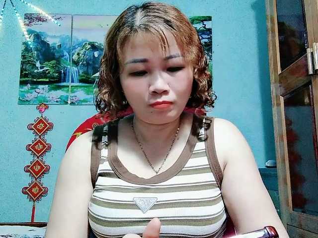 Linhanhsex2k live cam on BongaCams
