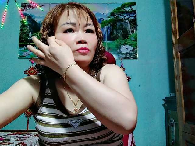 Linhanhsex2k live cam on BongaCams