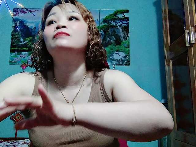 Linhanhsex2k live cam preview