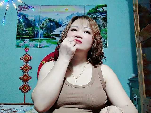 Linhanhsex2k live cam on BongaCams