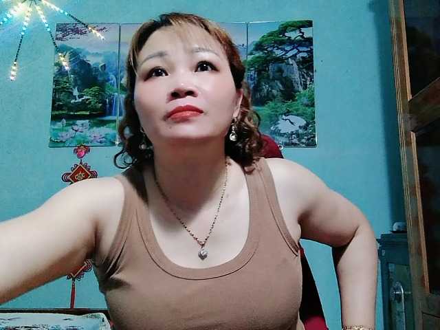 Linhanhsex2k live cam on BongaCams