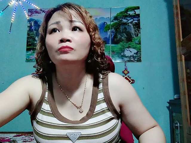 Linhanhsex2k — live female cam