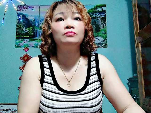 Linhanhsex2k live cam on BongaCams