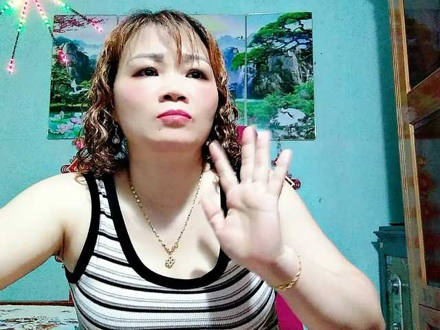 Linhanhsex2k live cam on BongaCams