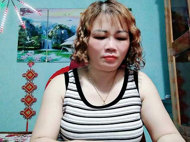 Linhanhsex2k live cam on BongaCams