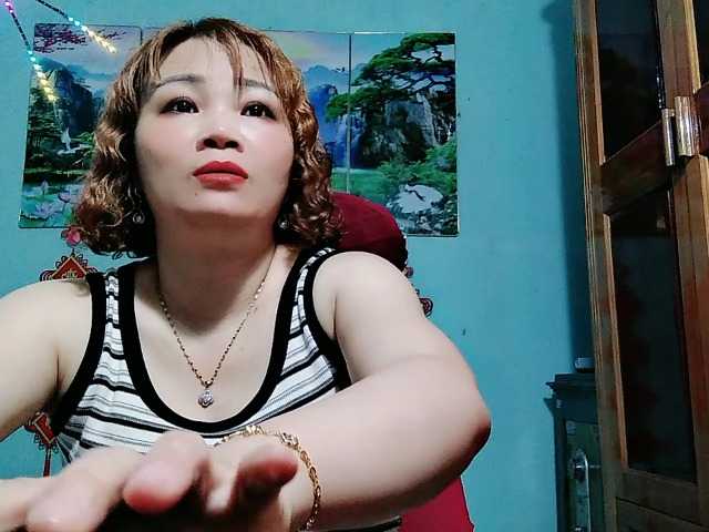 Linhanhsex2k live cam on BongaCams