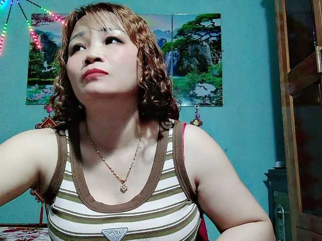 Linhanhsex2k live cam preview