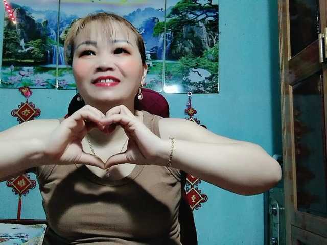 Linhanhsex2k live cam on BongaCams