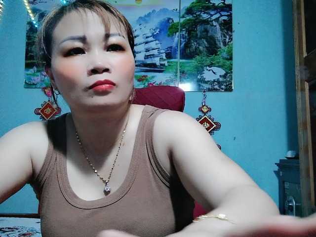 Linhanhsex2k live cam on BongaCams