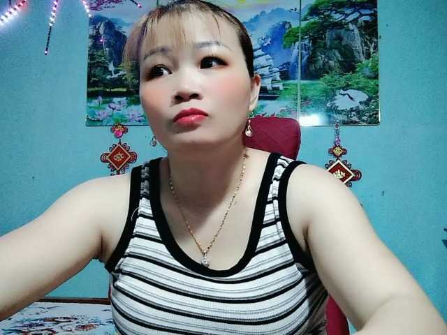 Linhanhsex2k live cam on BongaCams