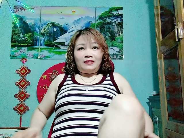Linhanhsex2k live cam preview