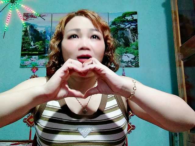 Linhanhsex2k live webcam show