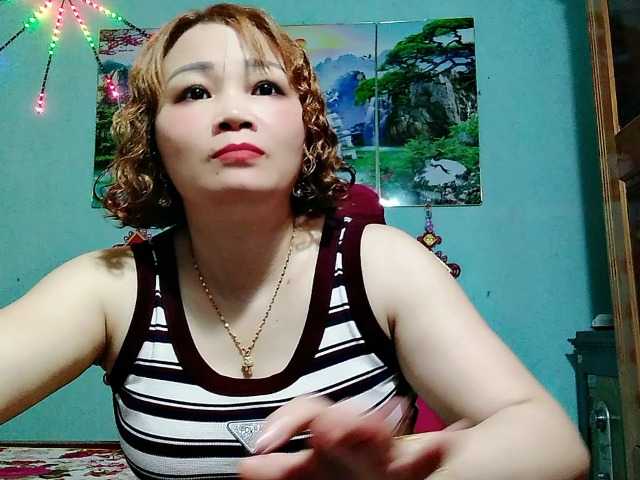 Linhanhsex2k live cam on BongaCams