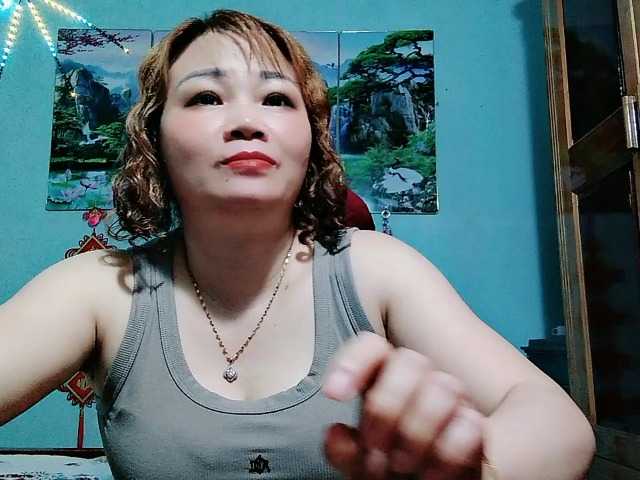 Linhanhsex2k live cam on BongaCams