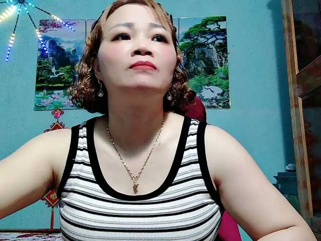 Linhanhsex2k live cam on BongaCams