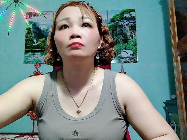 Linhanhsex2k live cam on BongaCams