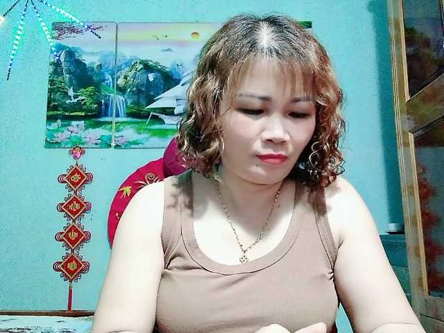 Linhanhsex2k live cam on BongaCams
