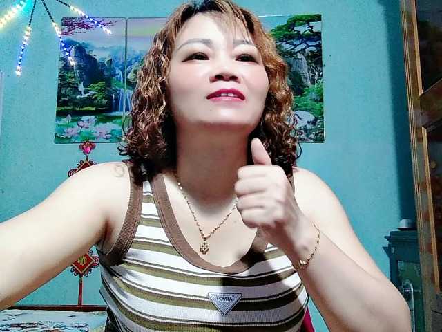 Linhanhsex2k live cam on BongaCams