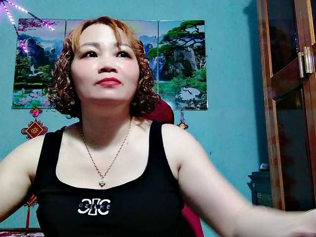 Linhanhsex2k live webcam show