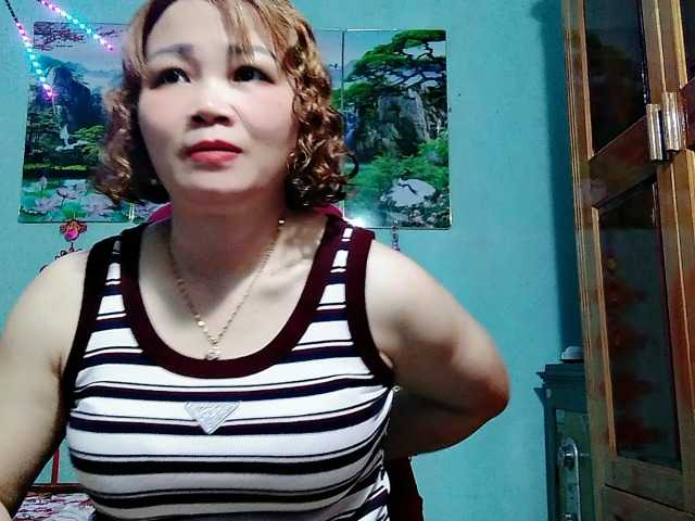 Linhanhsex2k live cam on BongaCams