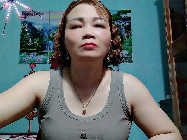 Linhanhsex2k live webcam show