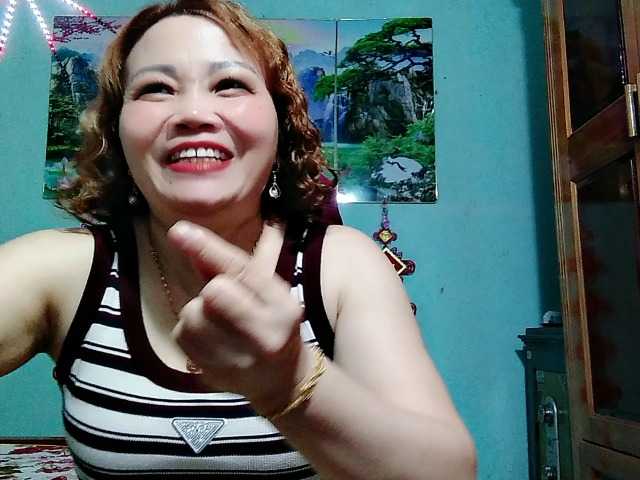 Linhanhsex2k live cam on BongaCams