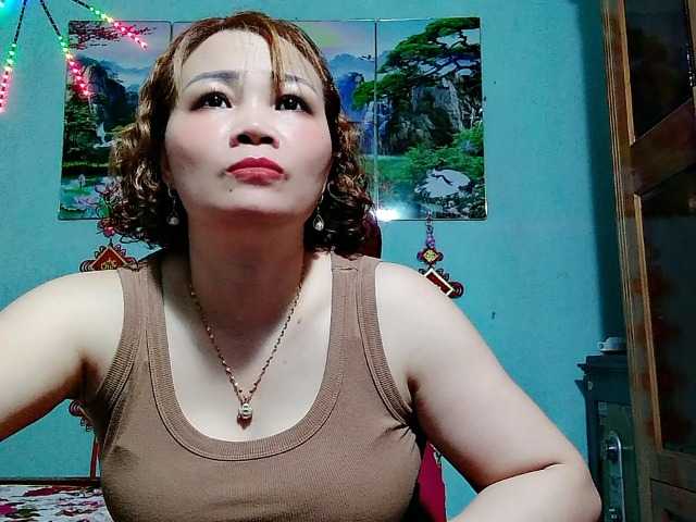 Linhanhsex2k live webcam show