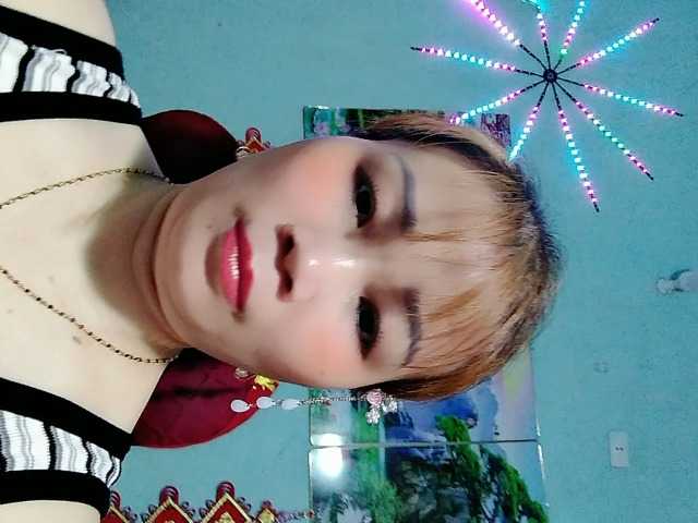 Linhanhsex2k live cam on BongaCams