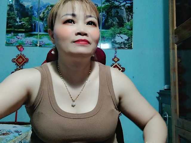 Linhanhsex2k live cam on BongaCams