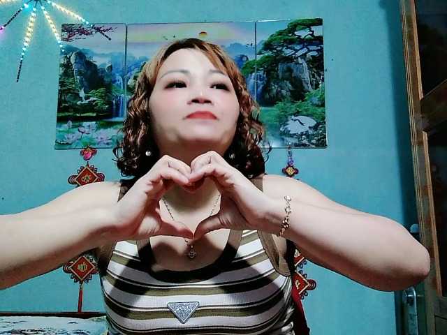 Linhanhsex2k live cam on BongaCams