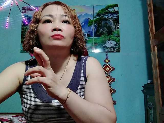 Linhanhsex2k live cam on BongaCams