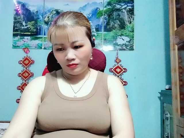 Linhanhsex2k live cam on BongaCams