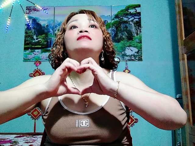 Linhanhsex2k live cam on BongaCams