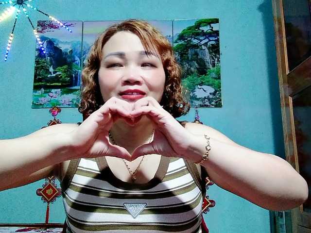Linhanhsex2k live cam on BongaCams