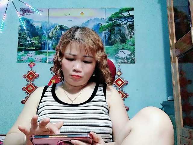 Linhanhsex2k live cam on BongaCams