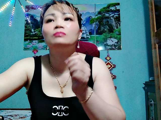 Linhanhsex2k live cam on BongaCams