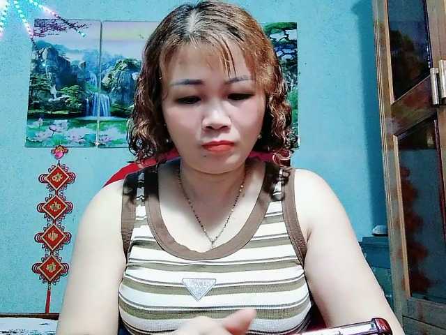 Linhanhsex2k live cam on BongaCams